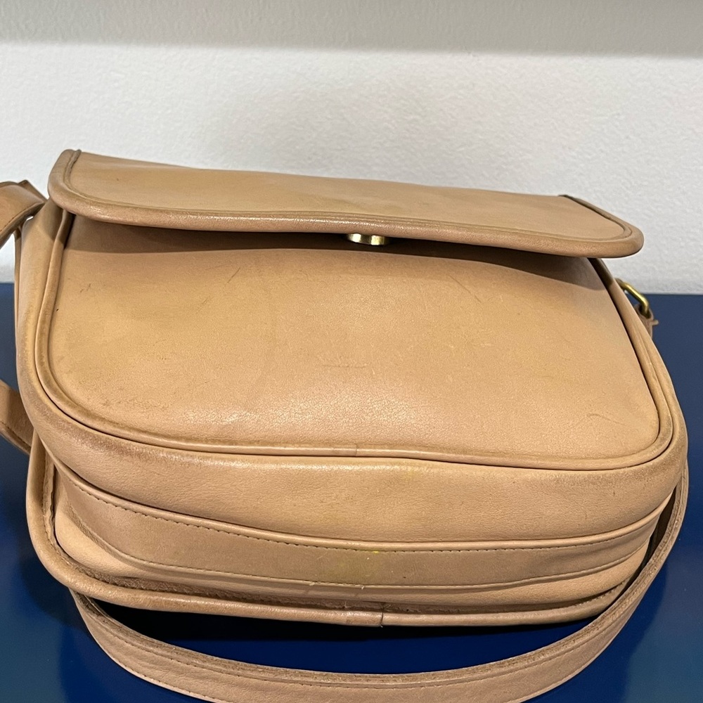 Coach Taupe Tailored Leather Purse Flap Bag #4110 Lightweights Vintage 80s 90s. - Picture 7 of 10